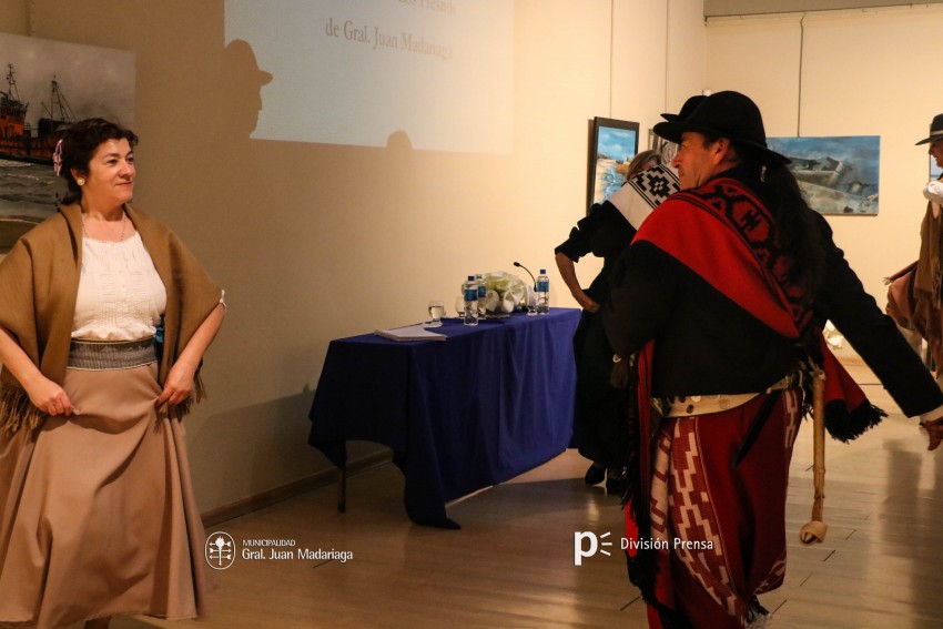 Santoro visit la muestra de Estancias Fundadoras