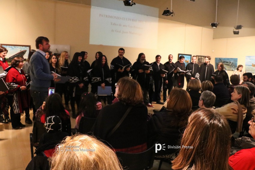 Santoro visit la muestra de Estancias Fundadoras