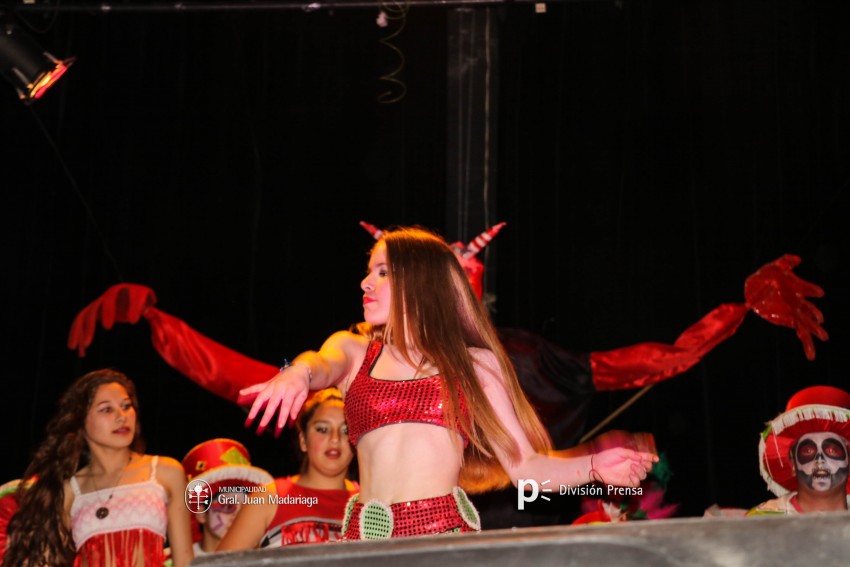 Paracut present su espectculo Son de terror