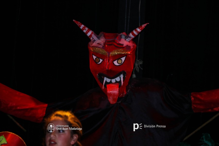 Paracut present su espectculo Son de terror