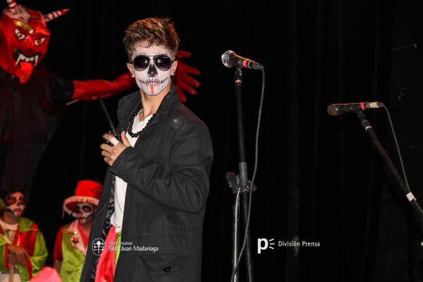 Paracut present su espectculo Son de terror