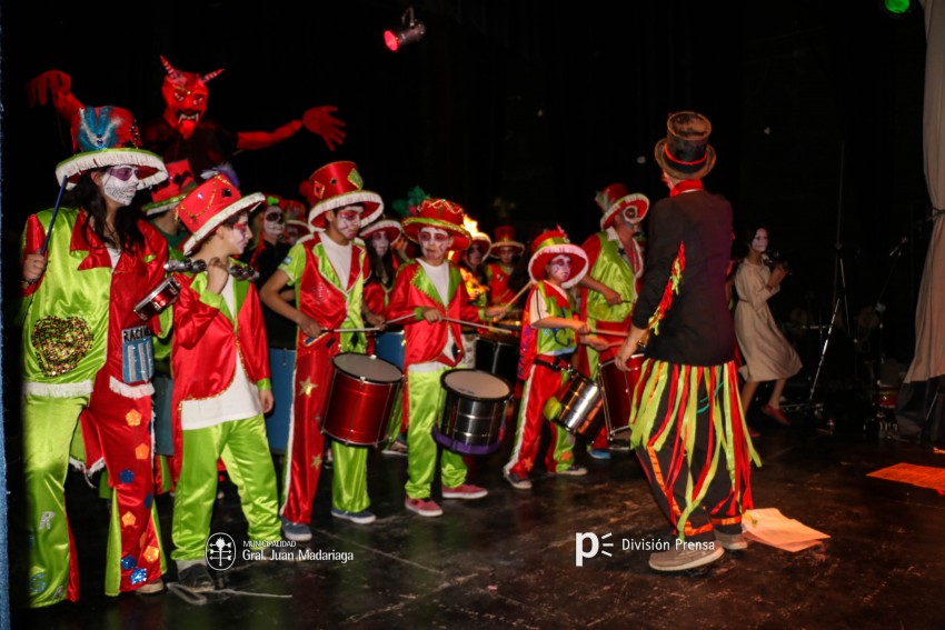 Paracut present su espectculo Son de terror