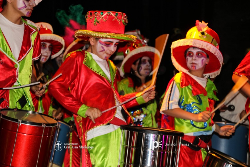 Paracut present su espectculo Son de terror