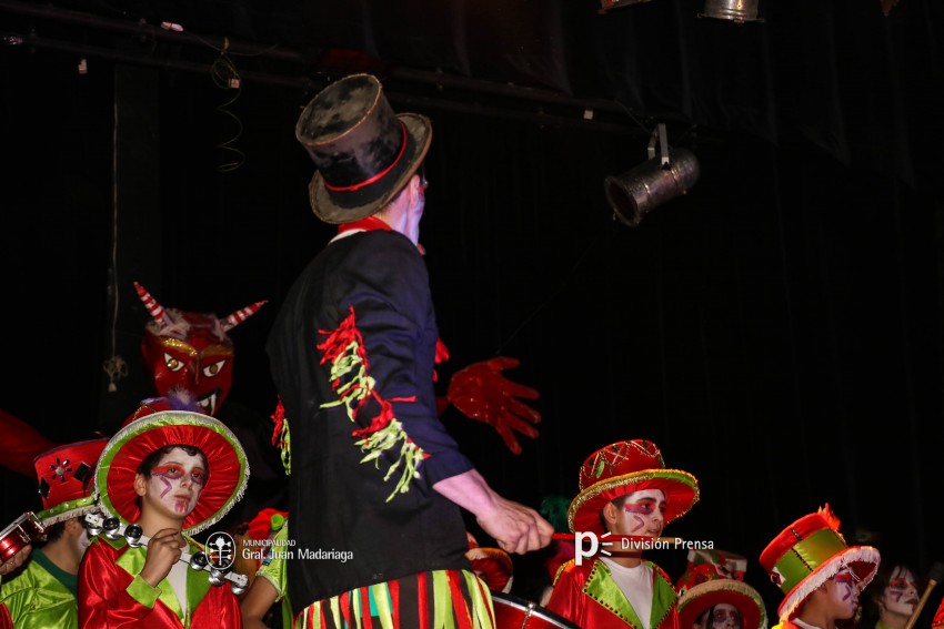 Paracut present su espectculo Son de terror