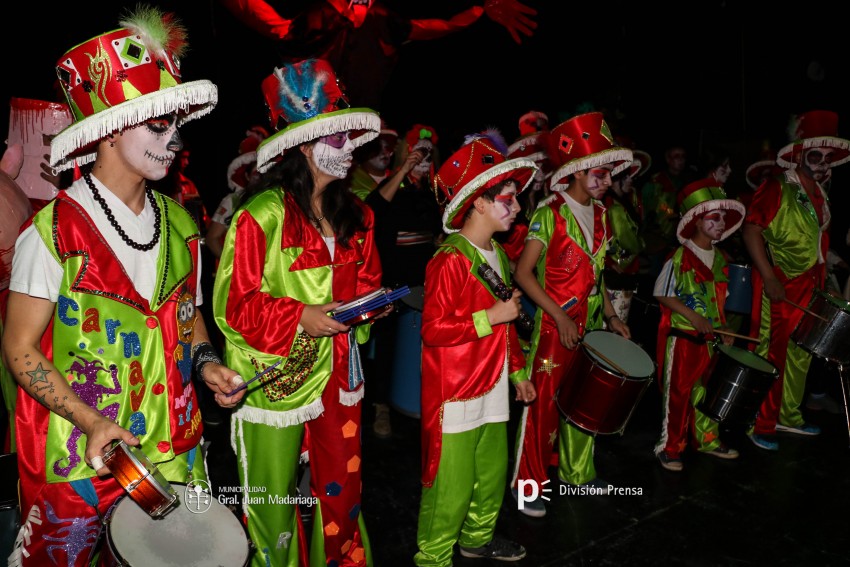 Paracut present su espectculo Son de terror