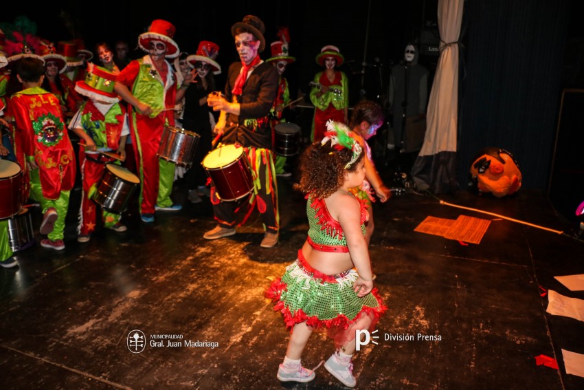 Paracut present su espectculo Son de terror