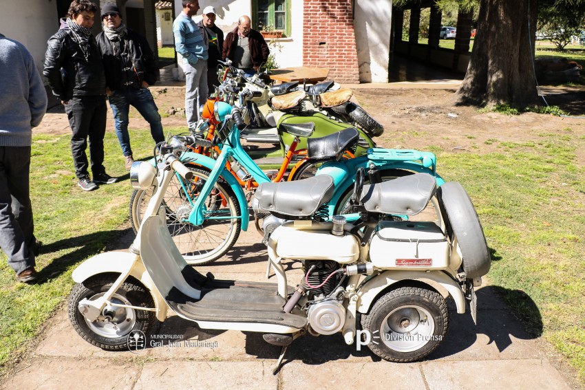 200 motos y ms de 500 personas en el 1er. Moto-Asado de Madariaga