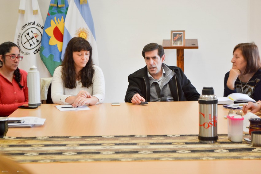 Charla informativa sobre trata de personas