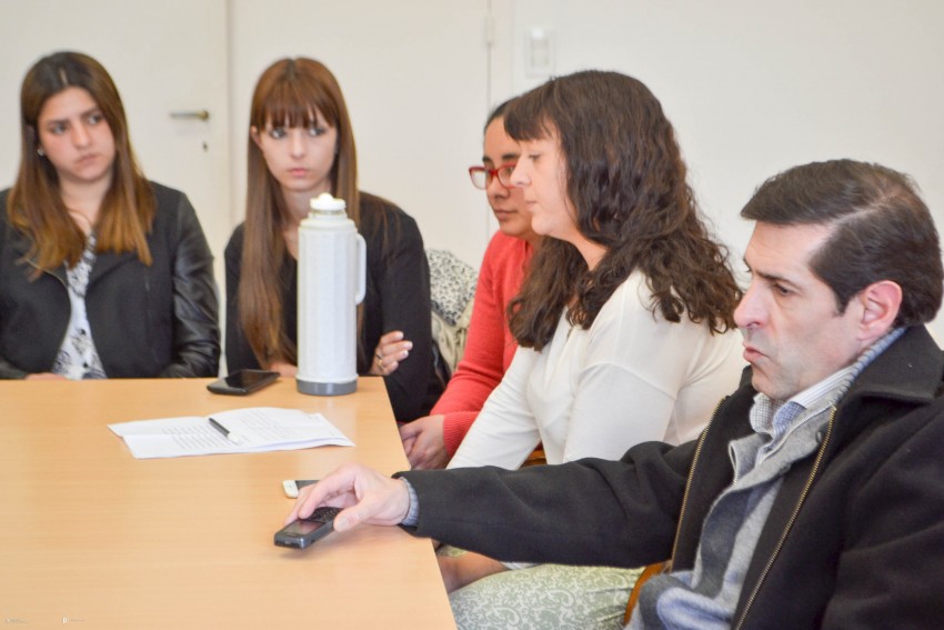 Charla informativa sobre trata de personas