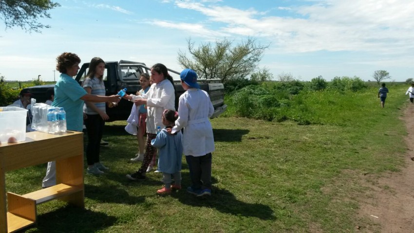 Macedo tuvo su caminata por el d�a de la familia