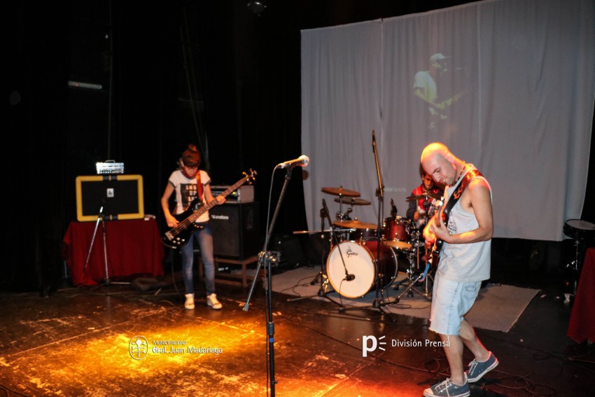 Ruta & Rock hizo su pasada por la Casa de la Cultura