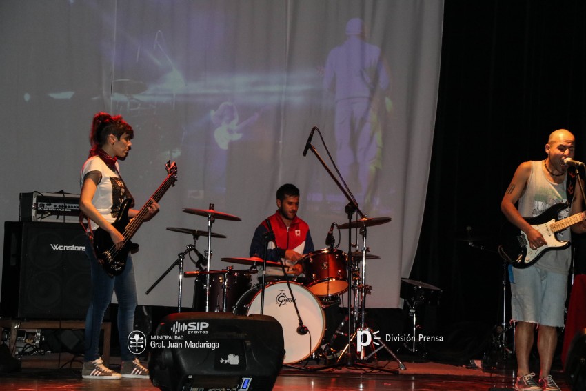 Ruta & Rock hizo su pasada por la Casa de la Cultura