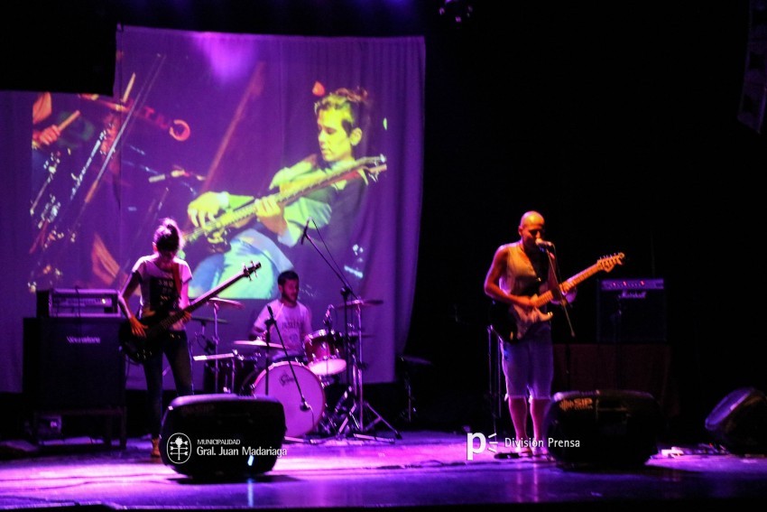 Ruta & Rock hizo su pasada por la Casa de la Cultura