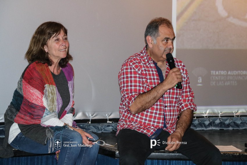 Ruta & Rock hizo su pasada por la Casa de la Cultura