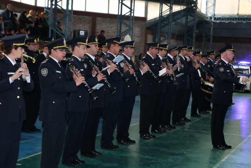 Ritondo encabez� del acto oficial de egreso de Polic�as Locales de Mad