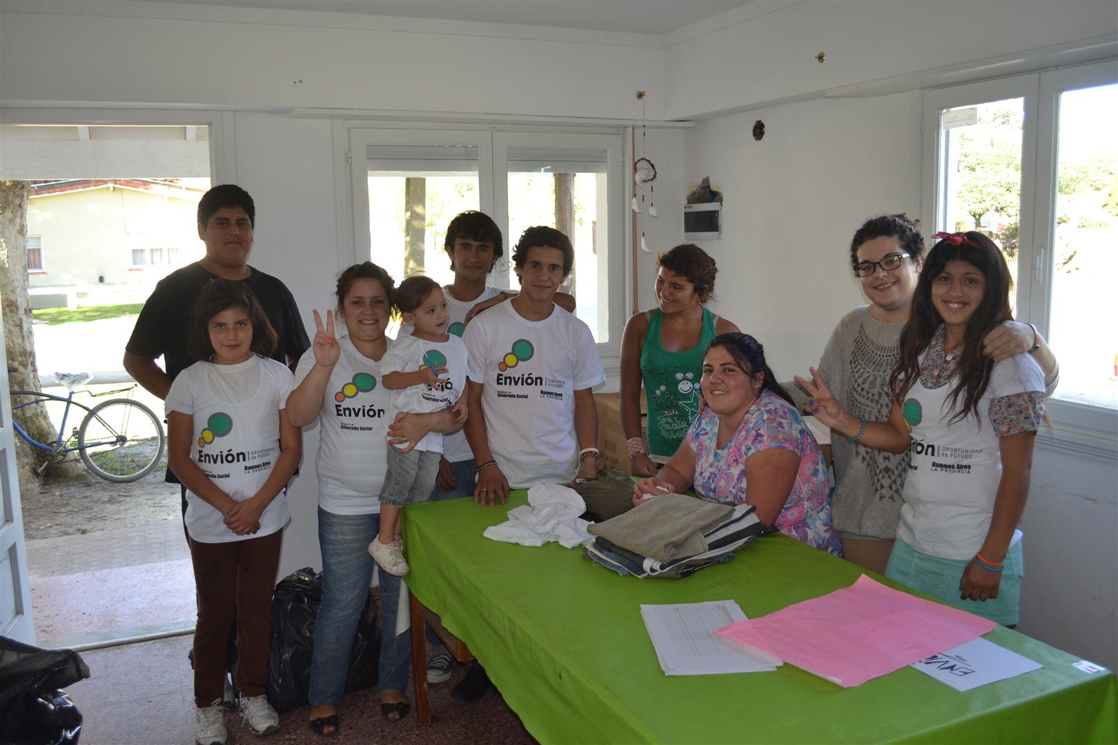 Un Envi�n solidario
