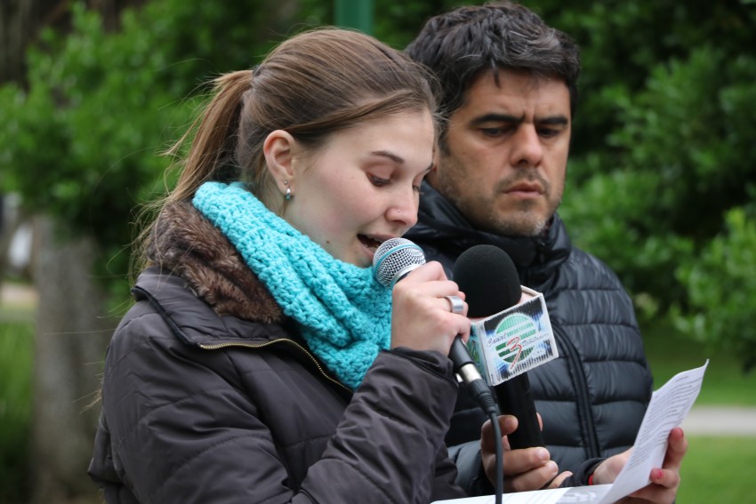 Vecinos marcharon en el #MircolesNegro contra los femicidios