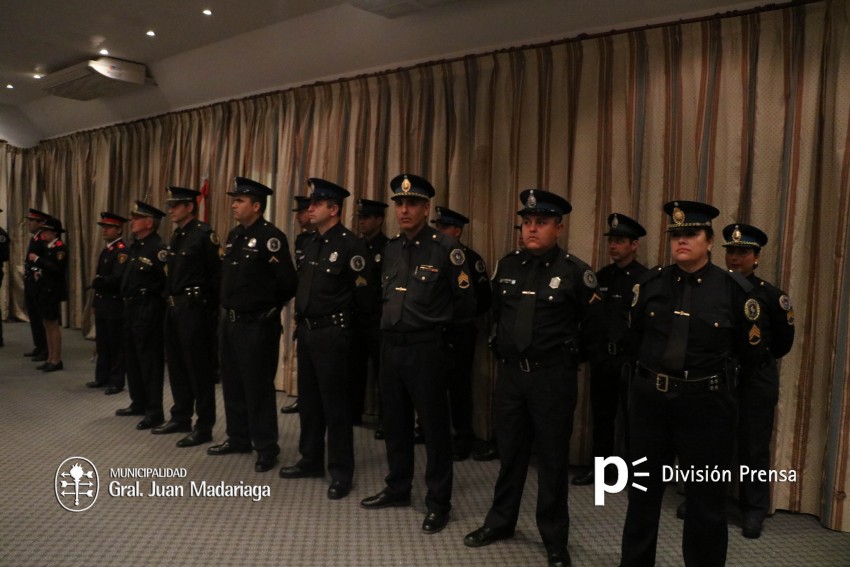 Reppetto particip� del acto de la Polic�a Federal en Pinamar