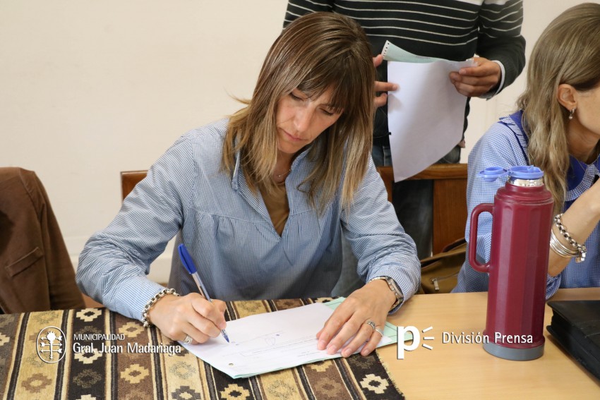 El municipio entreg cheques a diversas instituciones de la ciudad