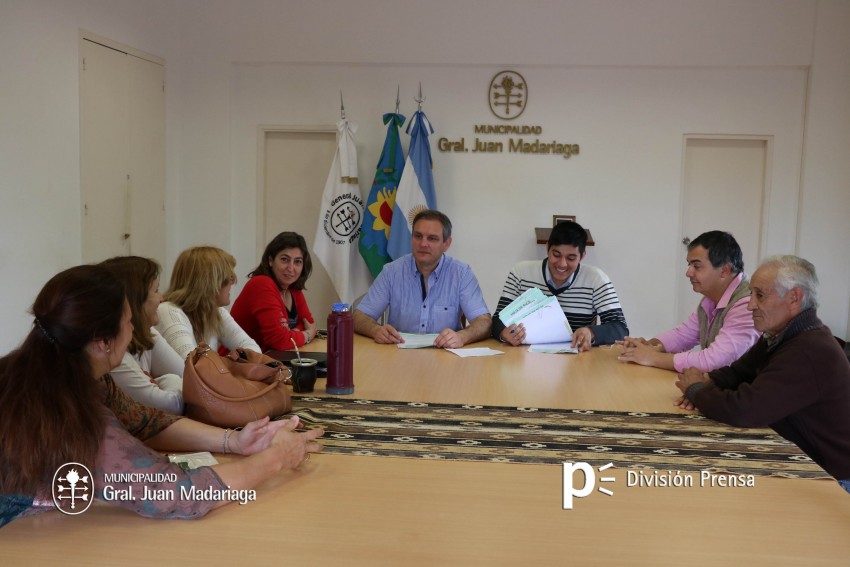 El municipio entreg cheques a diversas instituciones de la ciudad