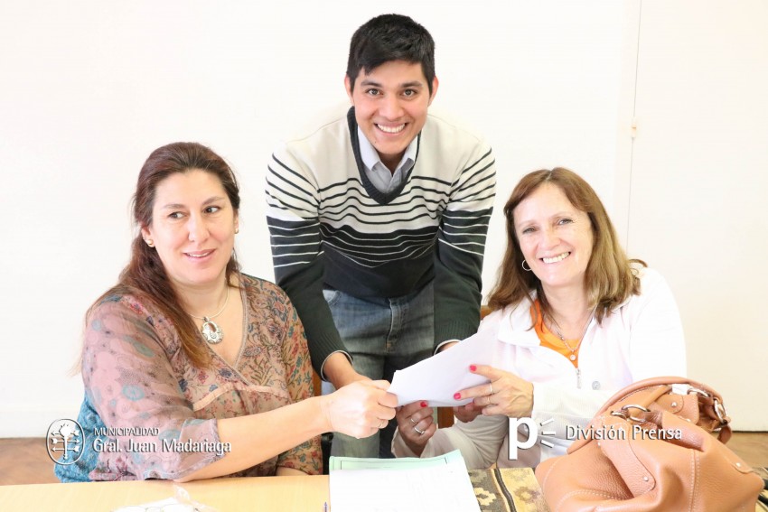 El municipio entreg cheques a diversas instituciones de la ciudad