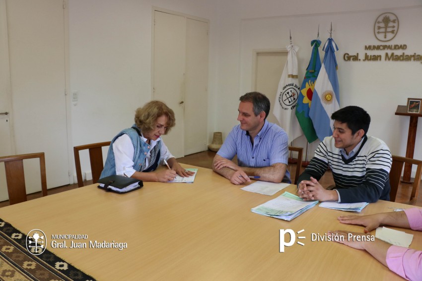 El municipio entreg cheques a diversas instituciones de la ciudad