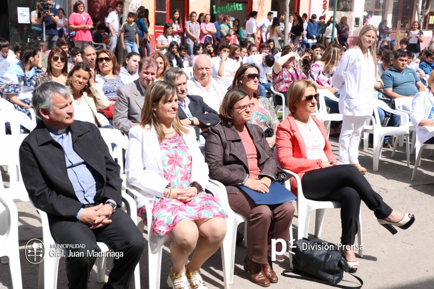 La Escuela Secundaria N 1 festej su cincuentenario