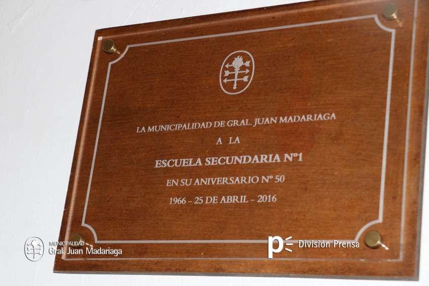 La Escuela Secundaria N 1 festej su cincuentenario