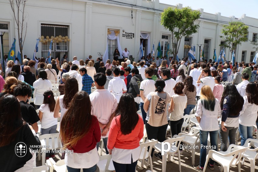 La Escuela Secundaria N 1 festej su cincuentenario