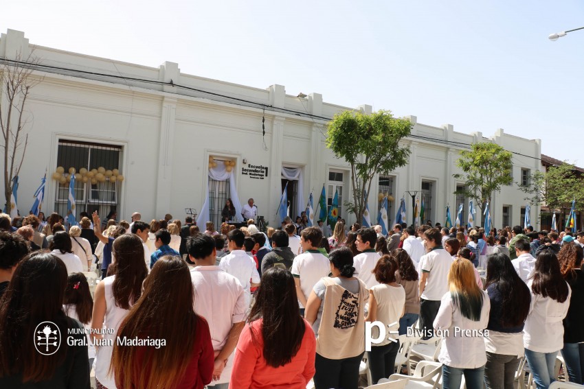 La Escuela Secundaria N 1 festej su cincuentenario