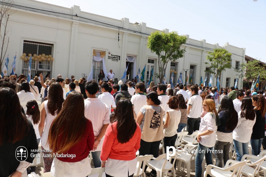 La Escuela Secundaria N 1 festej su cincuentenario