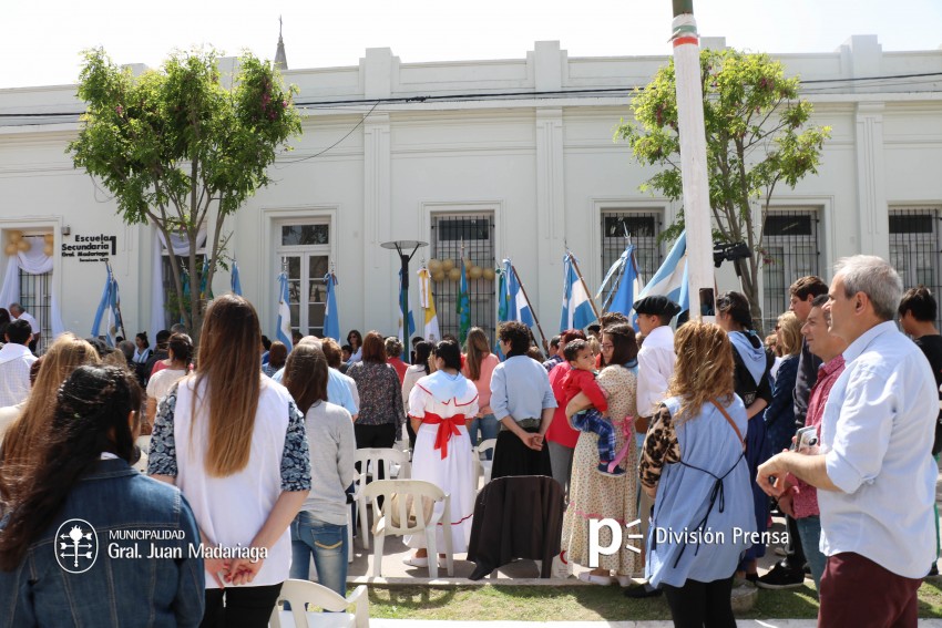 La Escuela Secundaria N 1 festej su cincuentenario