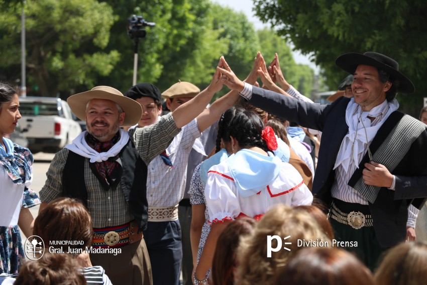 La Escuela Secundaria N 1 festej su cincuentenario