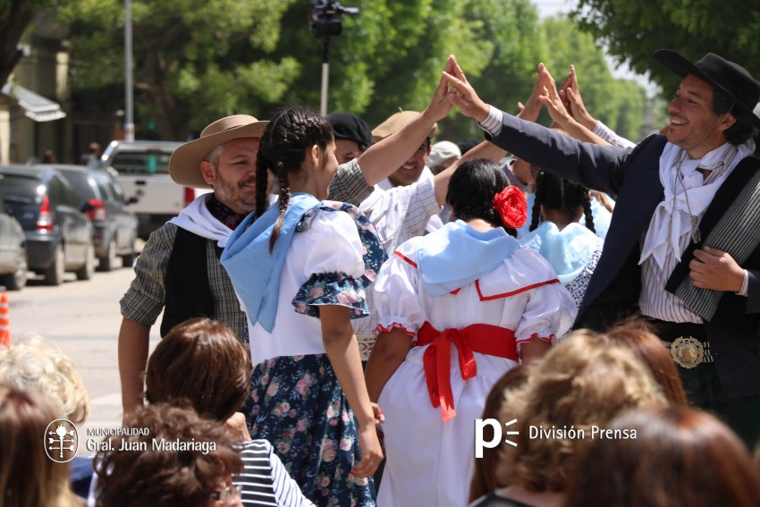 La Escuela Secundaria N 1 festej su cincuentenario