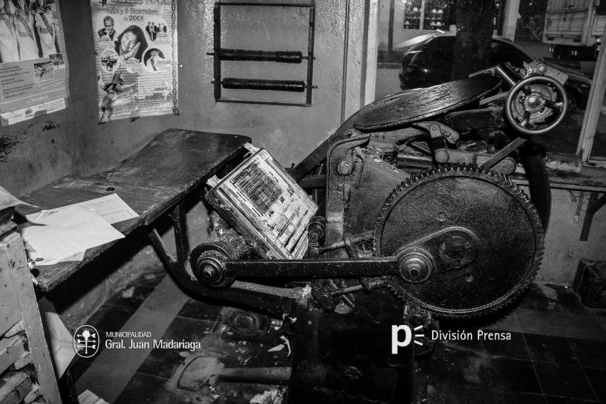 Hugo Fleming: Quiz, algn da, Dios nos ilumine y volvamos al papel