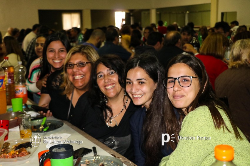 Municipales festejaron su da en el Centro Tradicionalista