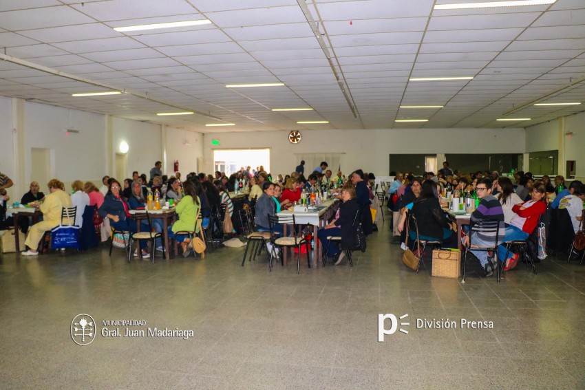 Municipales festejaron su da en el Centro Tradicionalista