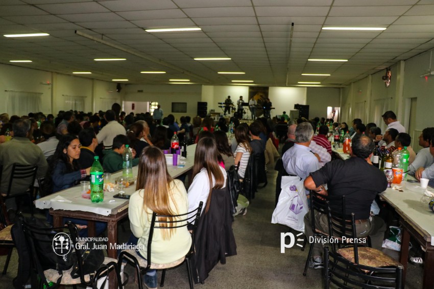 Municipales festejaron su da en el Centro Tradicionalista