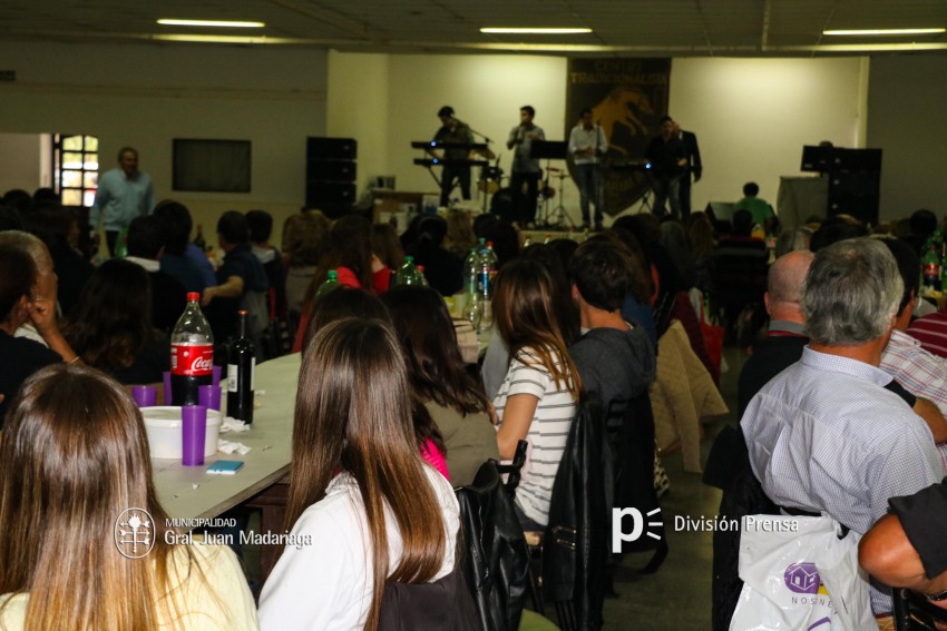 Municipales festejaron su da en el Centro Tradicionalista