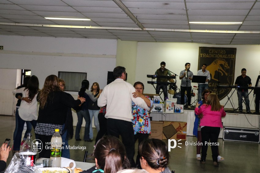 Municipales festejaron su da en el Centro Tradicionalista