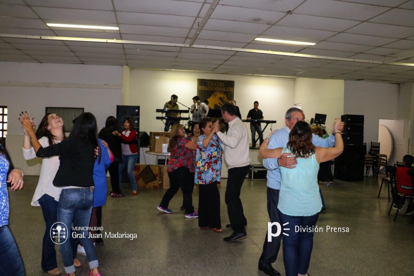 Municipales festejaron su da en el Centro Tradicionalista