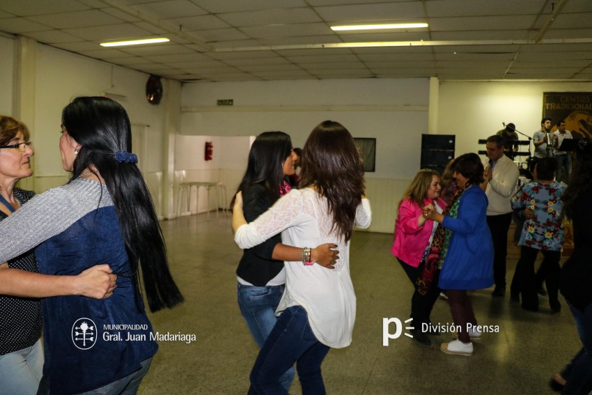 Municipales festejaron su da en el Centro Tradicionalista