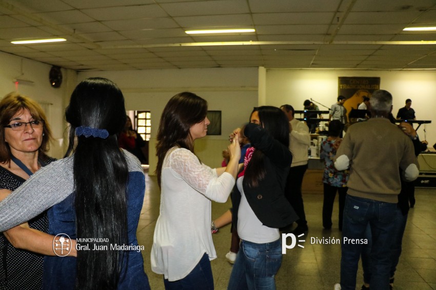 Municipales festejaron su da en el Centro Tradicionalista