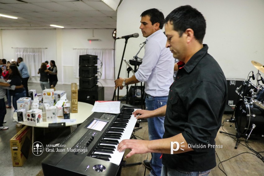 Municipales festejaron su da en el Centro Tradicionalista