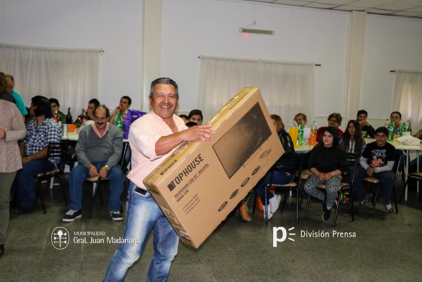 Municipales festejaron su da en el Centro Tradicionalista