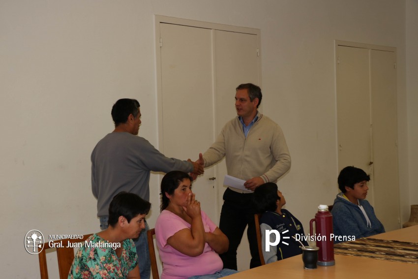 Santoro otorg pensiones nacionales a vecinos de la ciudad