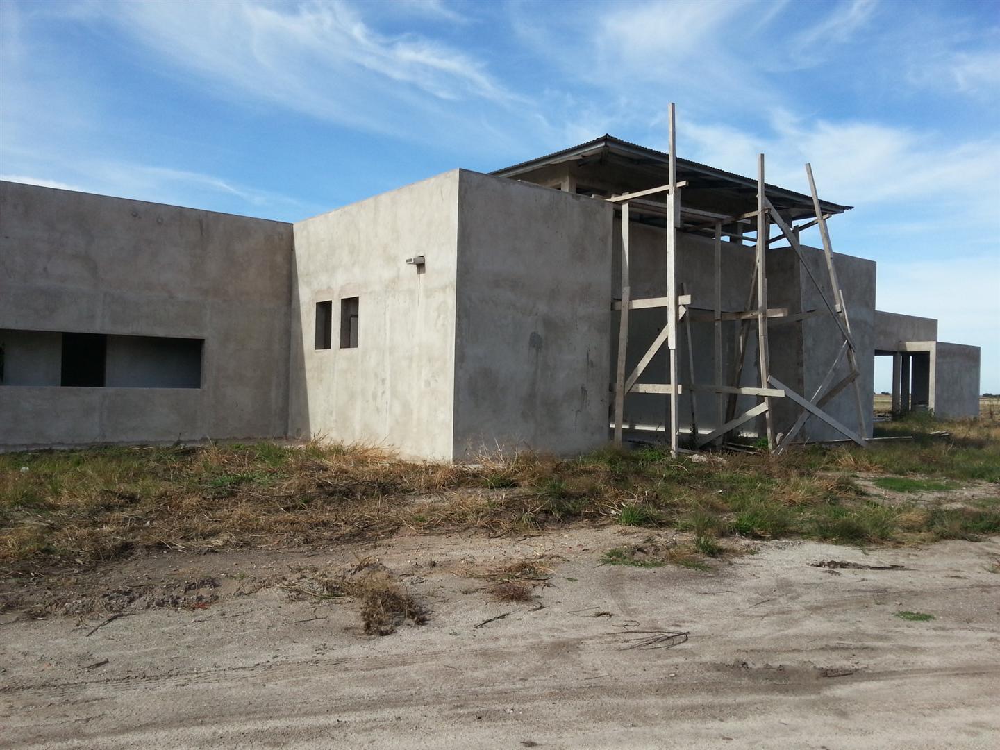 Popovich recorri� la Escuela Agraria