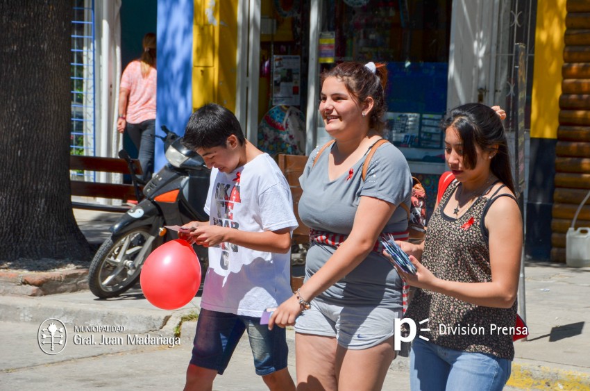 En el Día mundial de la lucha contra el Sida se realizó la campaña loc