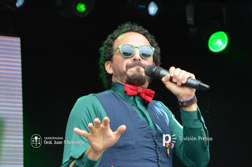 AcercArte: Babel Orkesta marc el inicio de la jornada de sbado