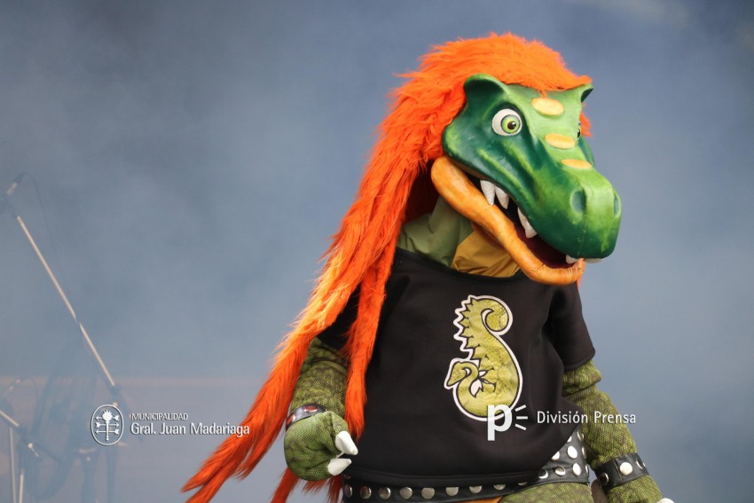 AcercArte: Los Heavysaurios brillaron en el escenario mayor